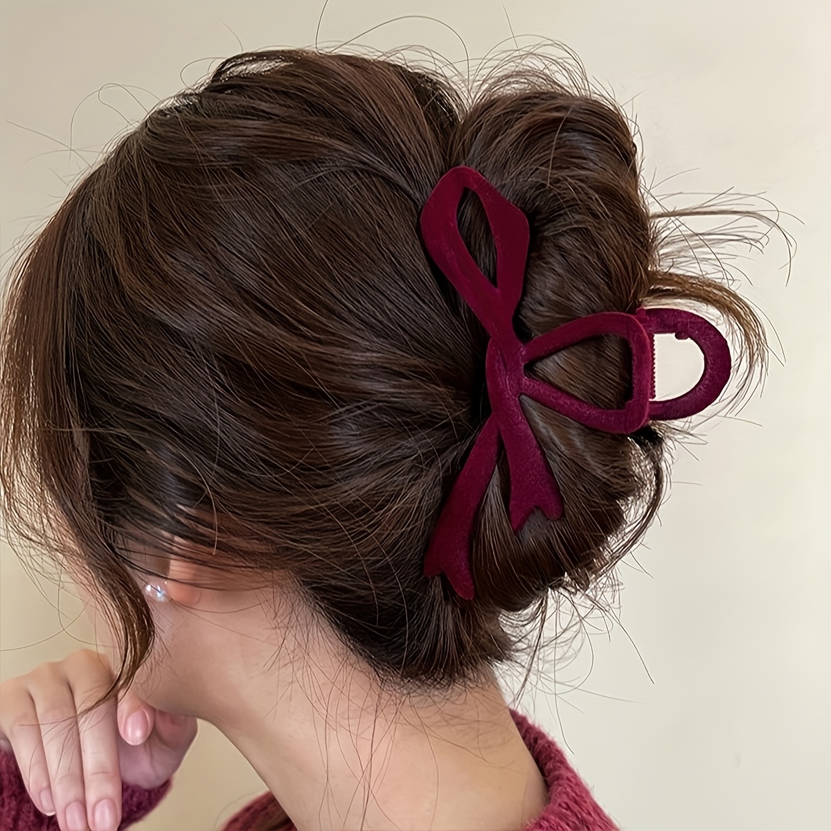 

Elegant Velvet Bow Hair Clip For Women - Large, Solid Color, Parties & Casual Attire, Flannel, Over 14 Years Old, Single Item