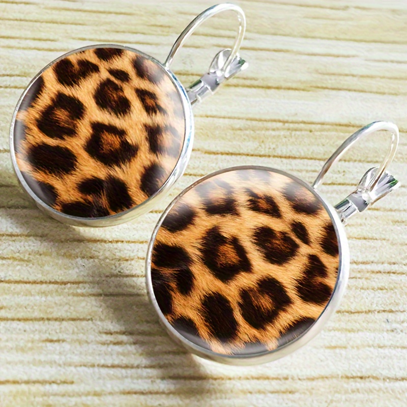 

Sports Style Leopard Print Earring Hook