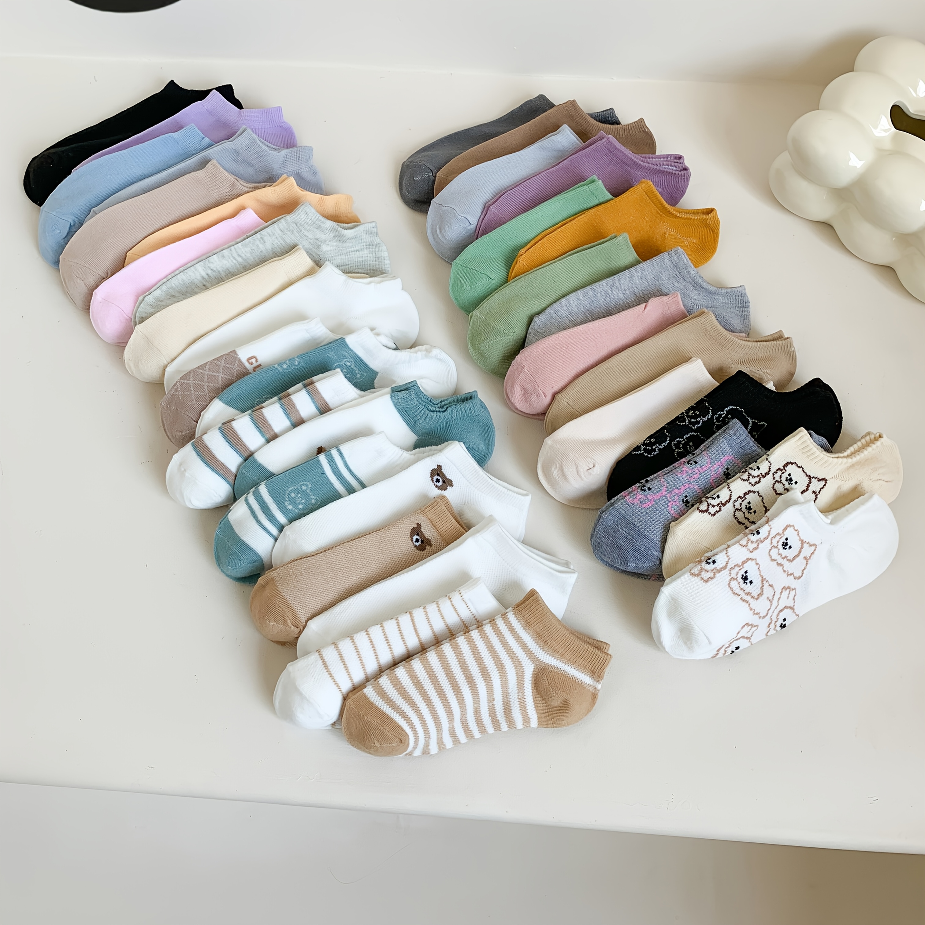 E-shop 20 Paar Zufällige Cartoon Muster Süße Damen Socken Frühling/Herbst Stil Bequeme Atmungsaktive Kurze Socken Anti-Geruch Schweißabsorbierende
