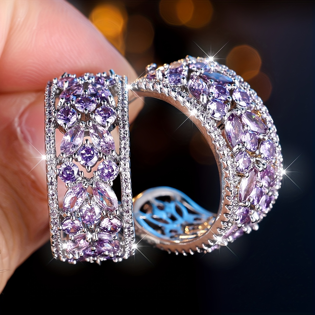 Image of Pair Of Luxurious And Elegant Women' Flash Earrings, Great Charm, Silvery Color, Bridal Jewelry Banquet Party Jewelry Earrings