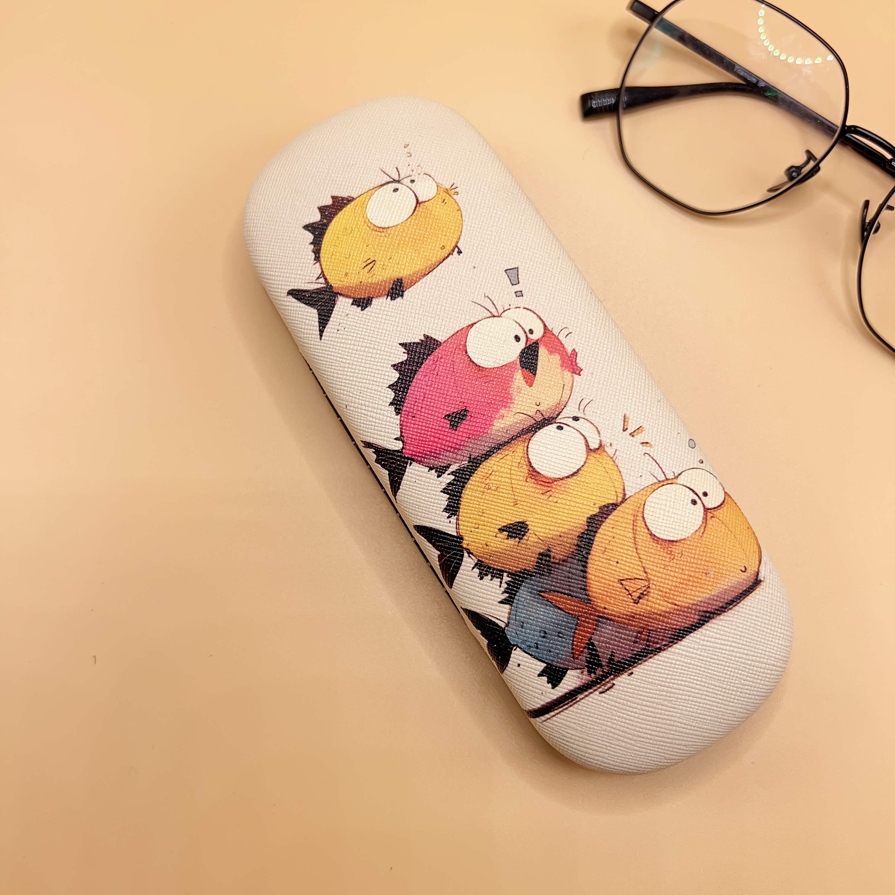 New Glasses Case Cute Lightweight Eyeglasses Box, Unisex Portable Press-resistant Glasses Holder, Holiday Gift