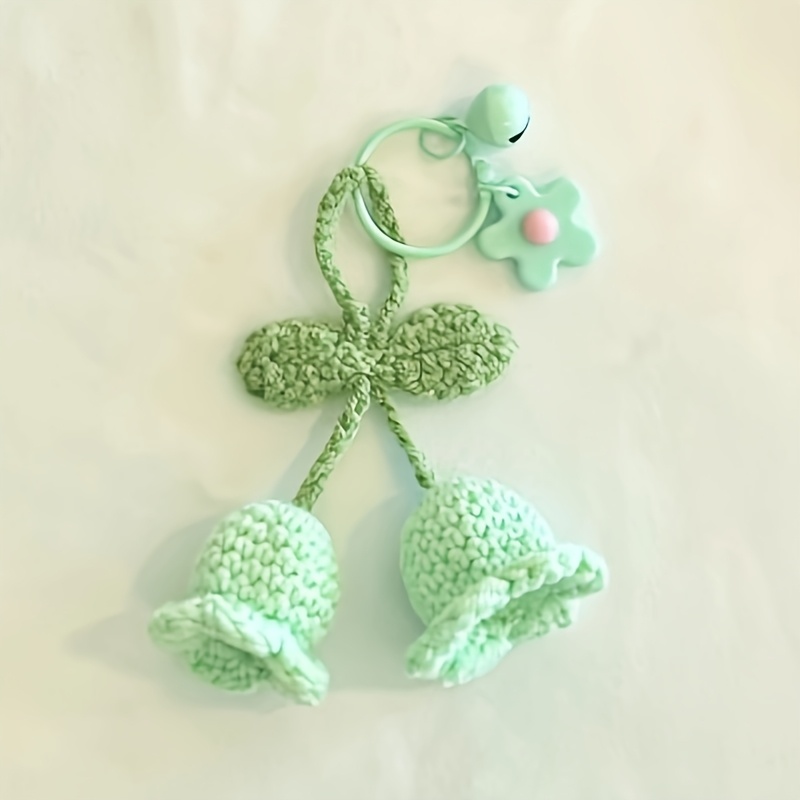 

1pc Handmade Crochet Knitted Bell Lily Keychain, Soft Fleece Flower Charm, Yarn Material, With Ideal For Bags & Car, , Perfect Christmas Or New Year Gift