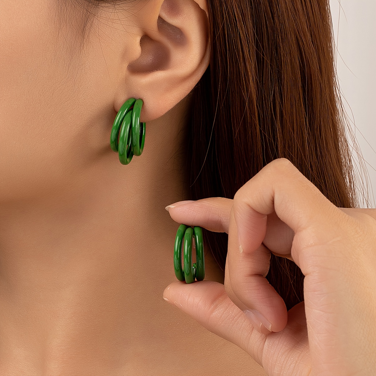 

Boucles d'Oreilles Créoles Multicouches Chic & Polyvalentes - Design Élégant en Fer, Parfaites pour & les Fêtes