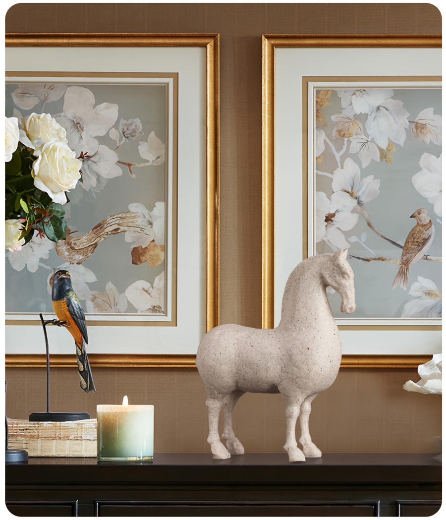Resin Horse Figurine - Modern Decorative Horse Statue for Home Or Office Decor, Nordic Style Animal Ornament, Available in Brown Textured Or White Speckled End