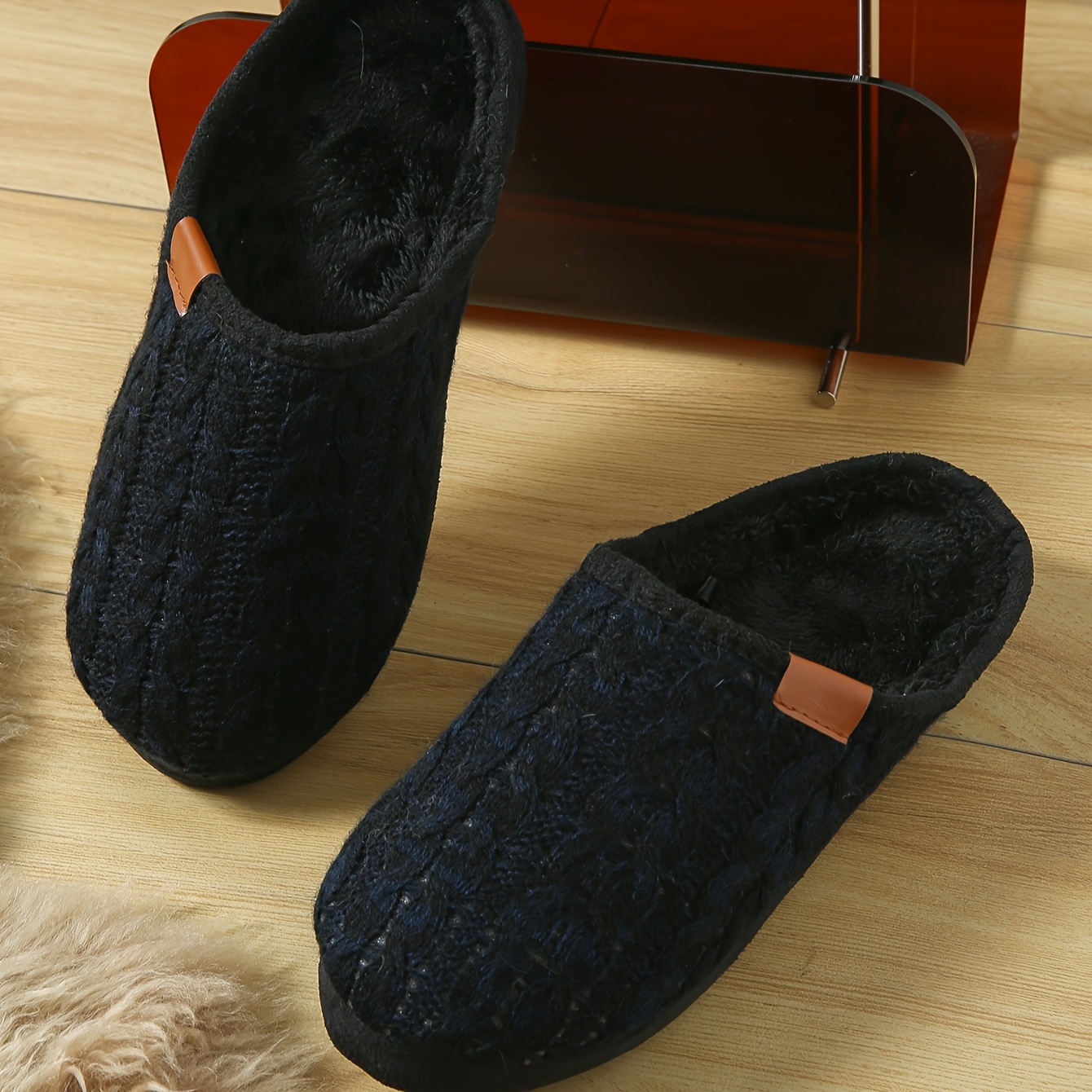 Fashionable New Knitted Fabric, Elegant And High-end, With Non-slip, Wear-resistant, And Thickened Material For Comfortable Indoor Use. Suitable For Spring, Autumn, And Winter