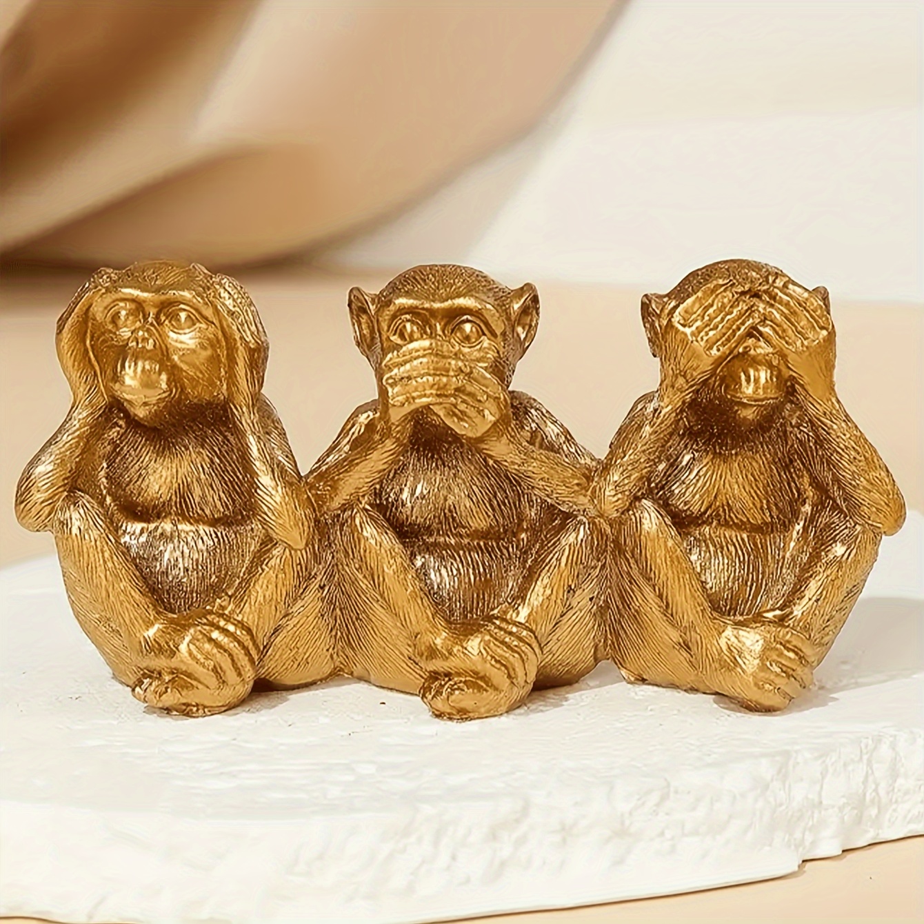 

1pc Golden Resin 3 Wise Monkeys Sculpture, Decorative Connected Monkey Figurines, "see No Evil, Hear No Evil, Speak No Evil" Desk Ornament For Modern Home Decor In Living Room, Bedroom, Dining Room