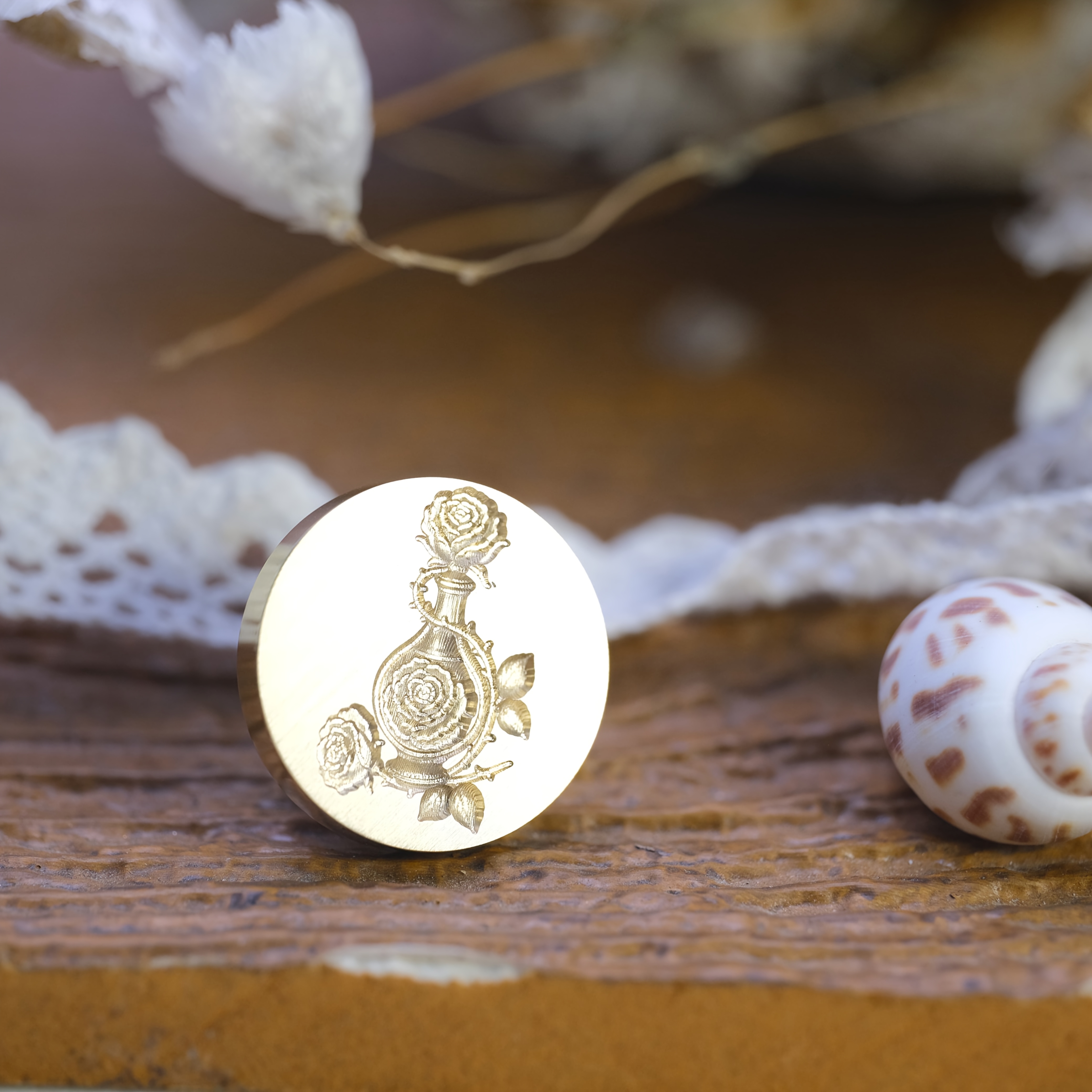 Brass Stamp Head with Creative Flower Pattern Design