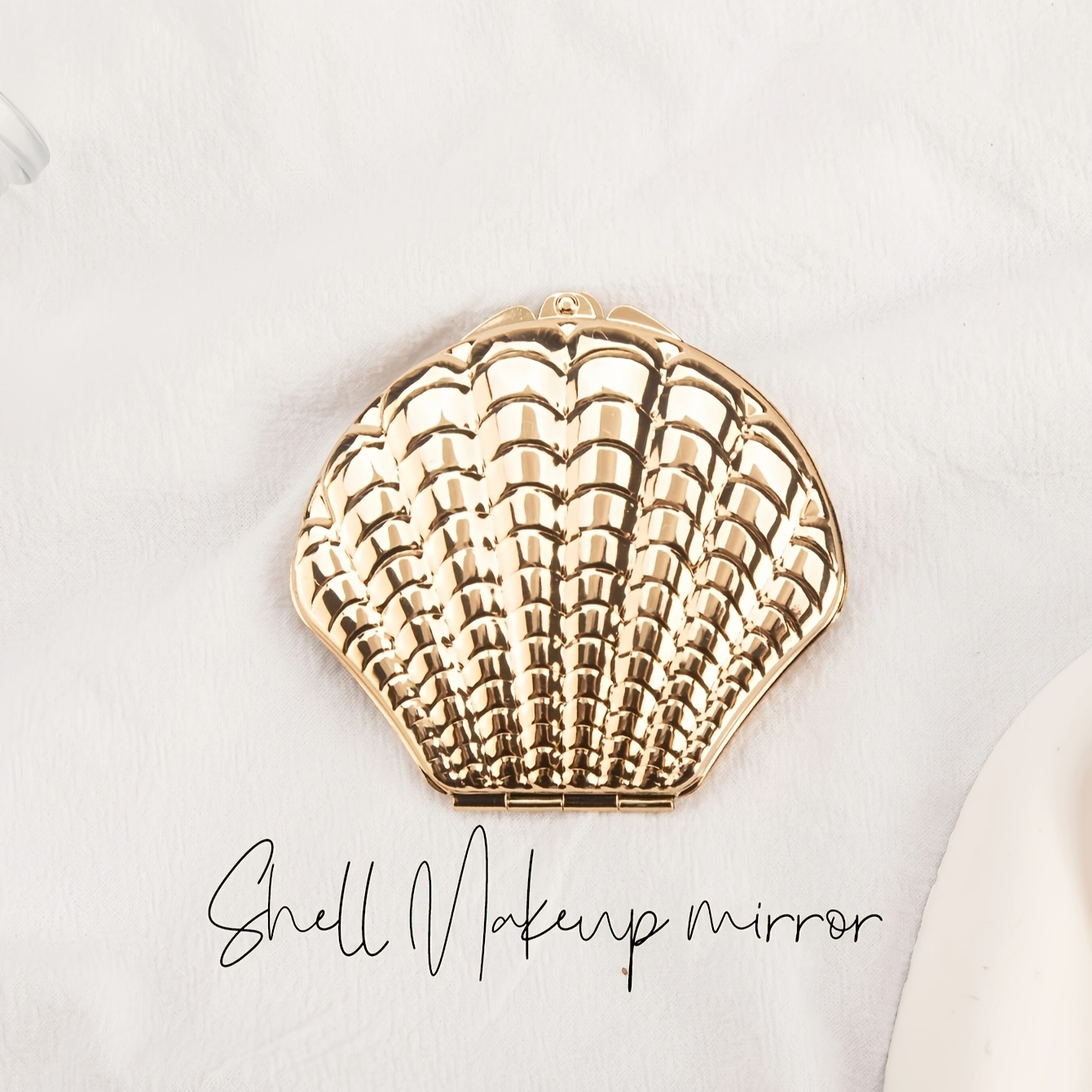 E-shop Goldener Schalen-Kosmetikspiegel, stilvoller, tragbarer, kleiner, exquisiter, leicht zu tragen, druck- und stoßfest, perfektes Geschenk für ,