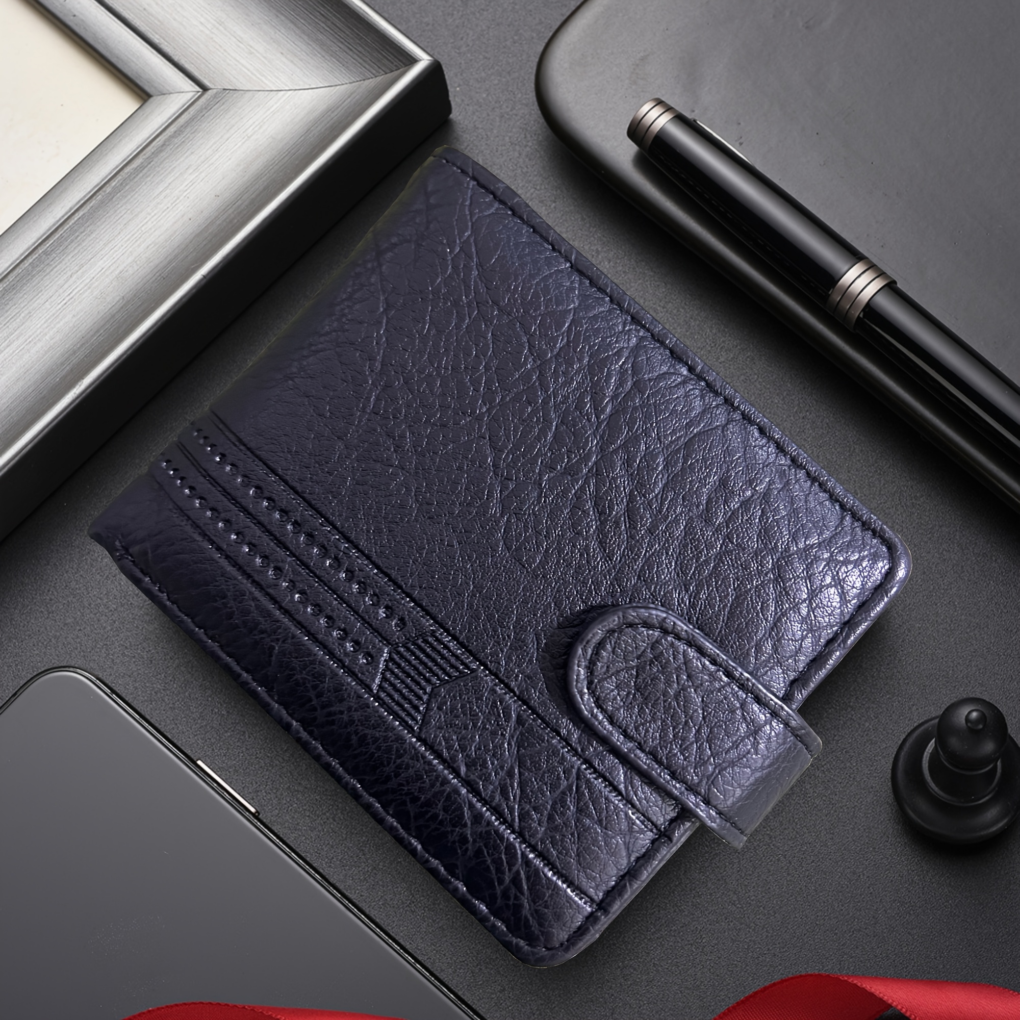 

A Leather Coin Purse, Casual Business Vintage Men' And Card Holder.
