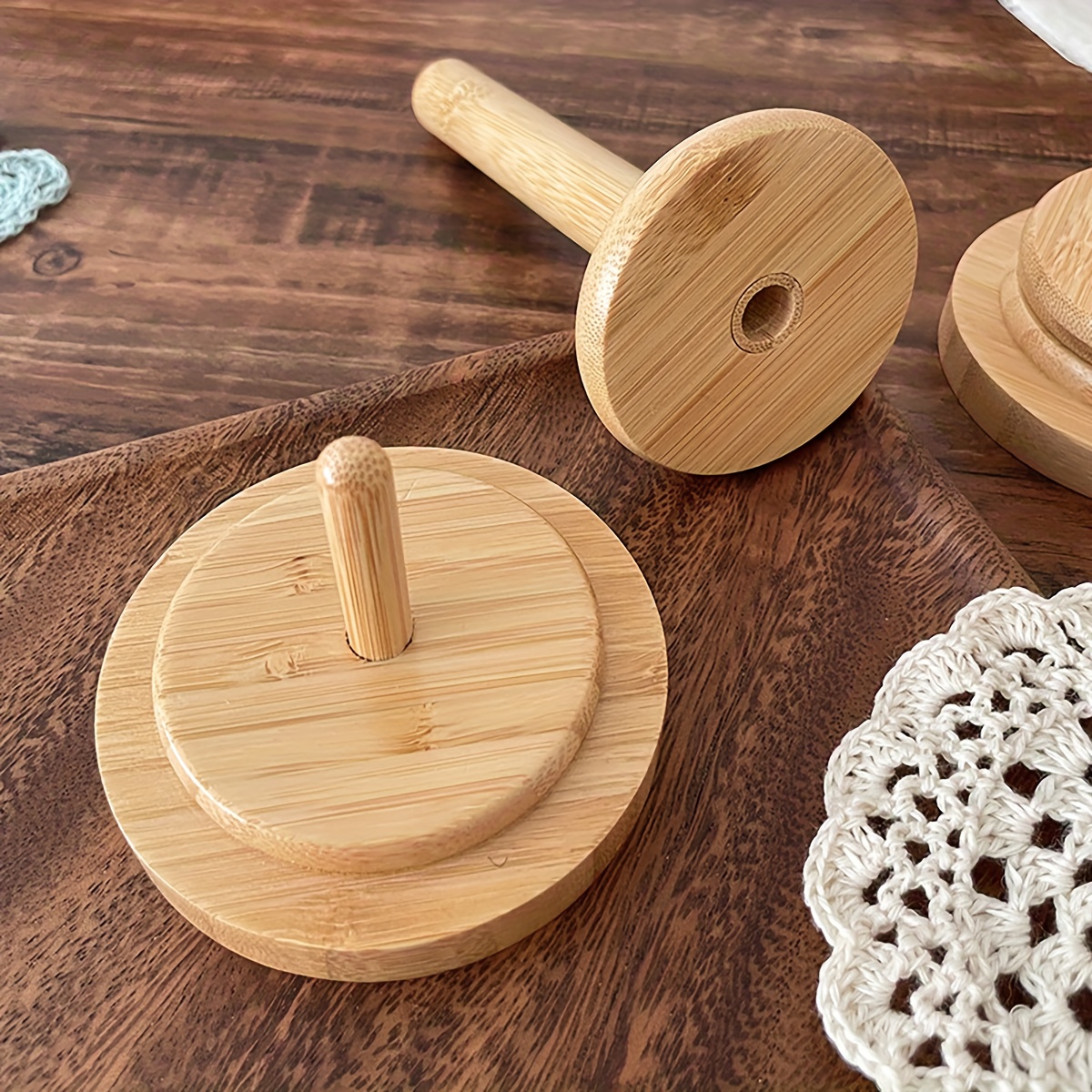 1 Set Of Wooden Yarn Ball Holder, Desktop Rotating Spool Storage Rack, Simple Natural Wood-colored Knitted Ball Stand, Essential For Hand Knitting