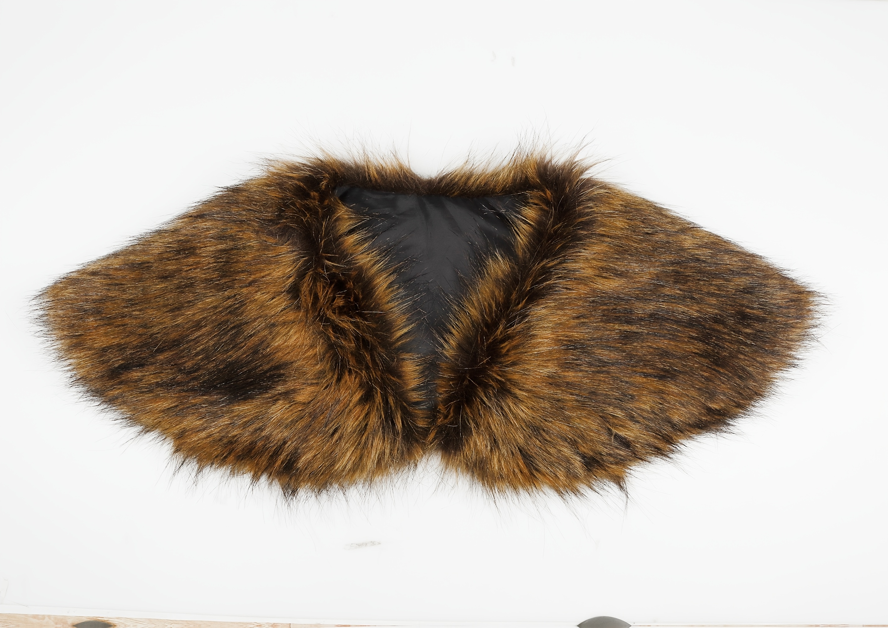 1 pieza de lvow, capa de cuello de piel sintética medieval para hombre - accesorio de traje de de invierno negro y para halloween, navidad, carnaval y fiestas de cosplay y rol, ropa temática, de piel realista. Detalles del producto 10