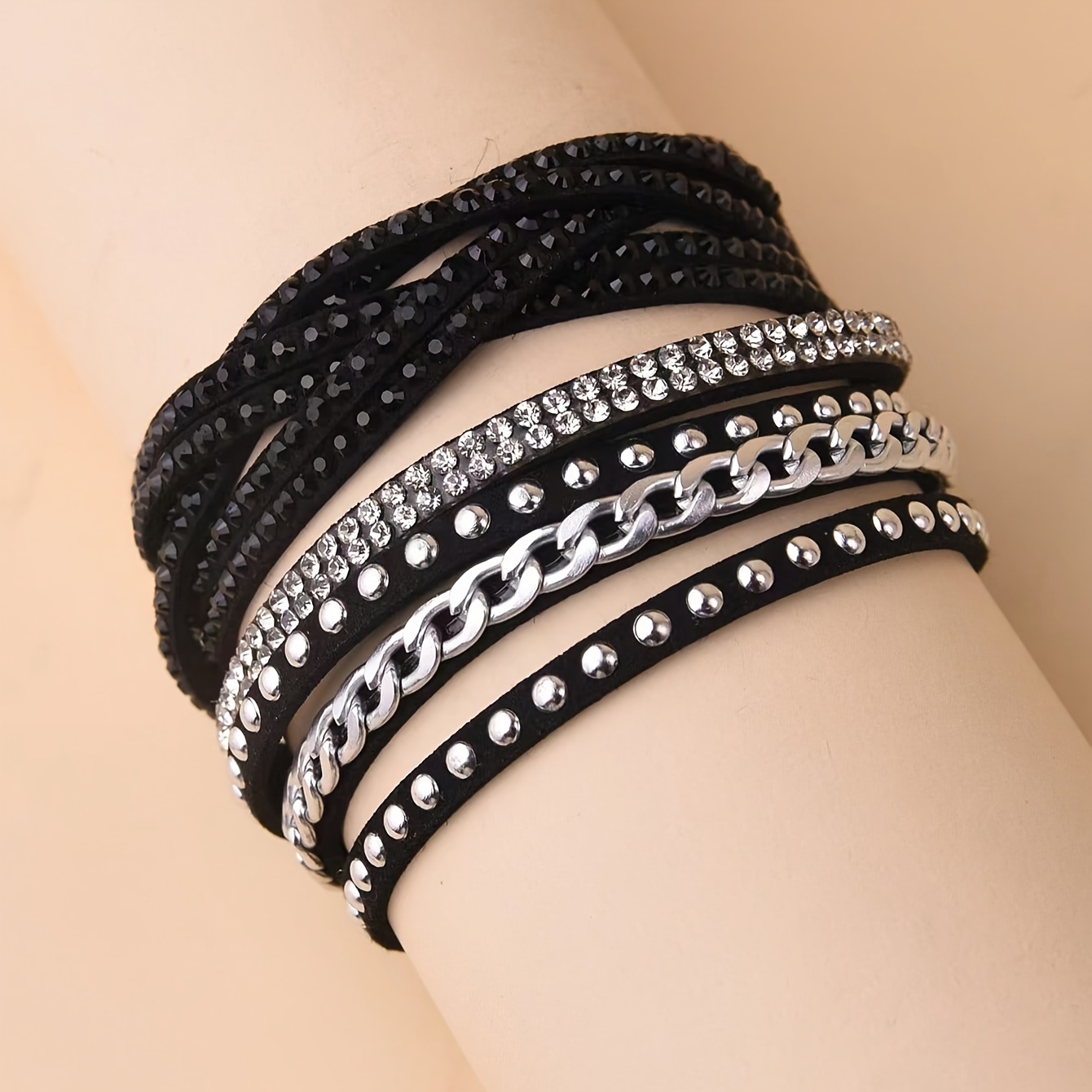 

1pc Fashion Bohemian Style Diamond Studded Leather Chain Bracelet Suitable For Women's