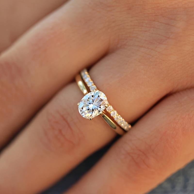2pcs Unisex Copper Stackable Ring Set with Oval Cut CZ Inlay