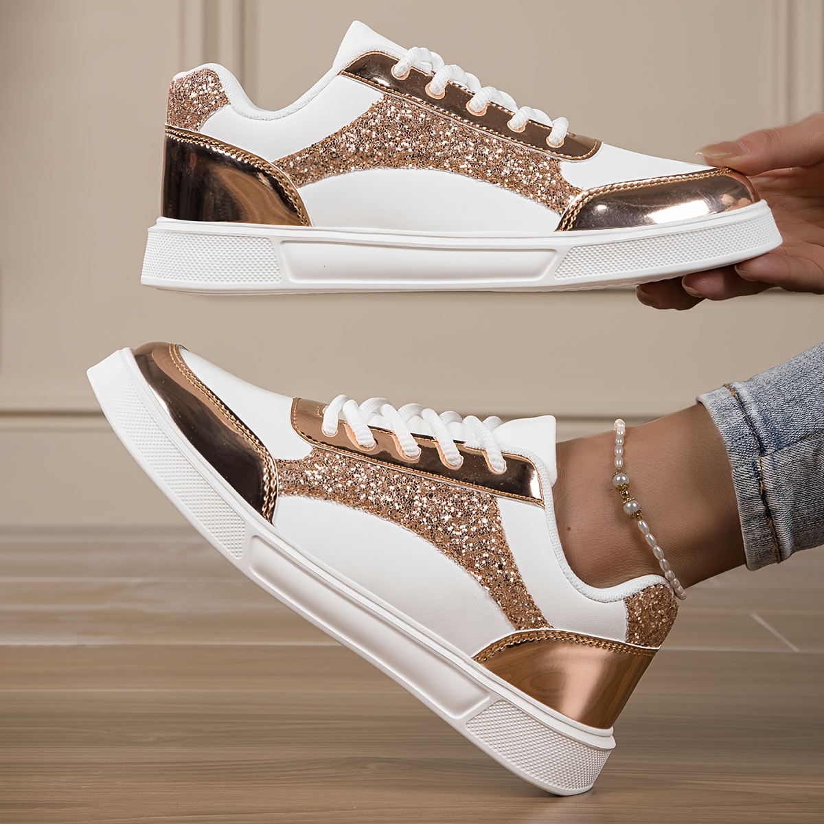 New Shiny Sequined Women's Shoes, Korean Version Of Student Casual Sports  Shoes, Fashionable Single Shoes, Large Size Small White Shoes, Board Shoes