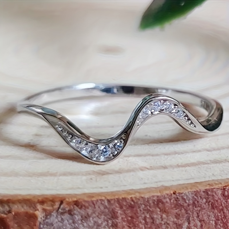 Elegant Wave Promise Ring Easy Preppy Style Ring for Daily Wear, Gift & Thanksgiving – Ideal for Love, Friendship, Birthdays, Christmas & Anniversaries