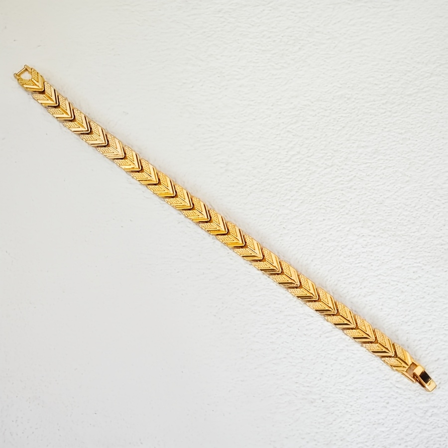 TEMU 1pc Of Fashionable Arrow-shaped Bracelet For . 18k Golden Plated Bracelet Suitable For. Ideal As A Gift For Festivals
