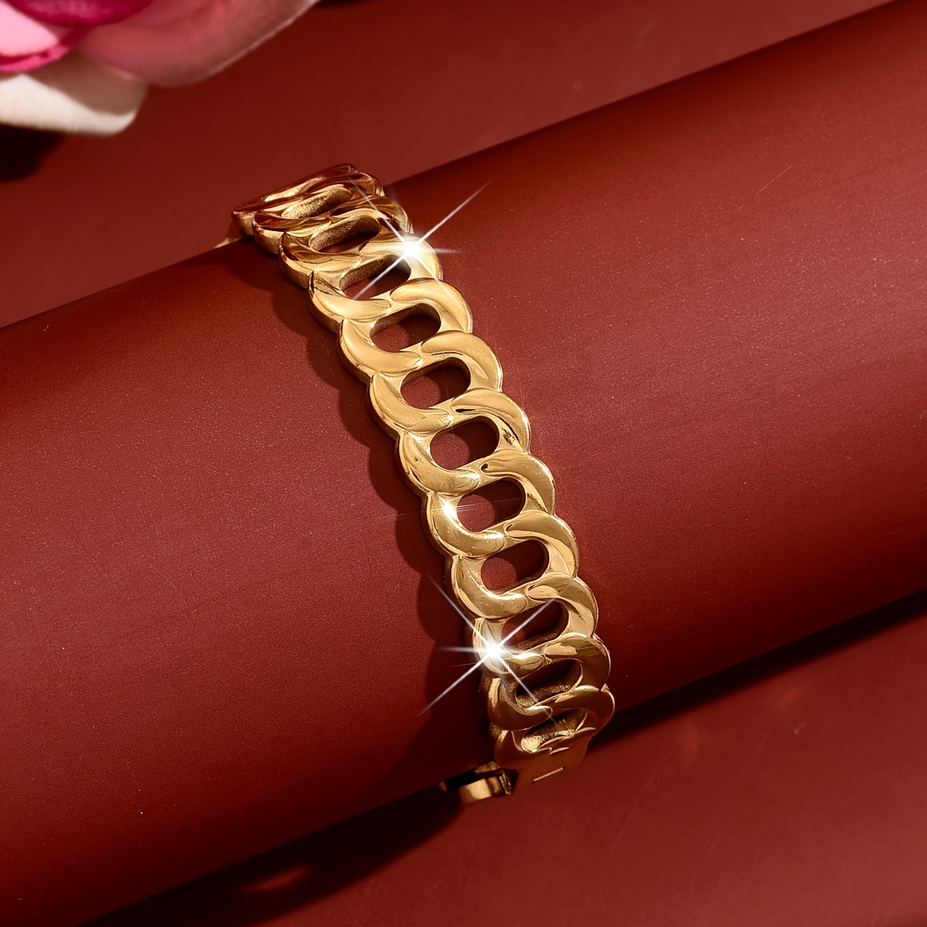 Luxurious Stainless Steel Bangle with Oval Links