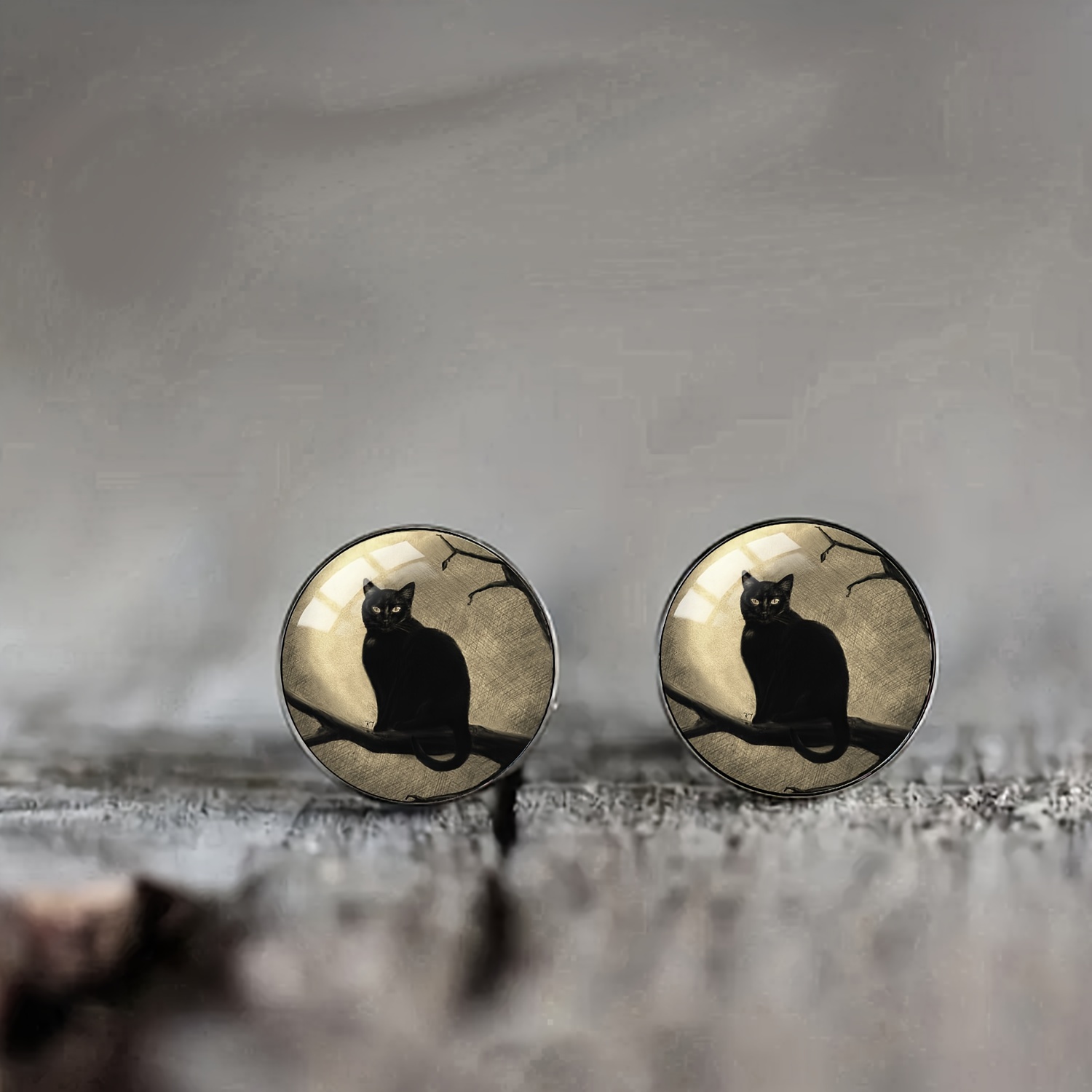 Image of 1 Pair Of Nostalgic Black Cat Stud Earrings, Vintage-style Wedding Photography Atmosphere Women's Ear Accessories, Hypoallergenic Stainless Steel With Convex Glass