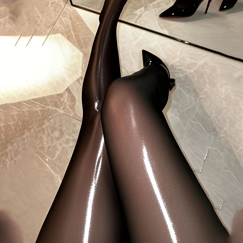 Dames Plus Size Glanzende Panty's - 300/Denier Doorschijnend Zwart & Bruin Beenmode, Elegante Gladde Textuur Lange Broek Kousen voor Alledaagse en Formele Outfits, Handwasbaar Comfortabele Pasvorm, Glinsterende Afwerking, Effen Kleur Ontwerp, Geschikt voor Casual en Formal Wear, Aansluitende Leggings met Doorzichtig Mesh Stoffen, Chique en Verfijnde Look, Perfect voor Professioneel of Dagelijks Gebruik, Plussize Damessokken Panty's,