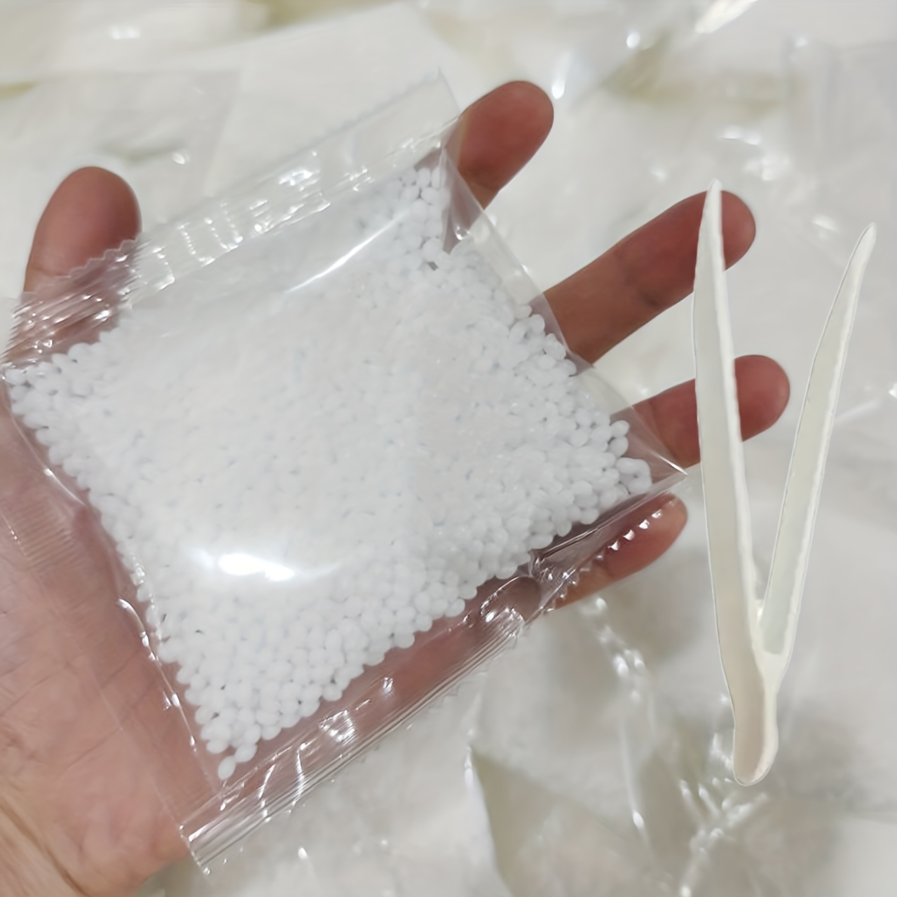 50g Resin Tooth Decoration With Clip-easy Tooth Decoration, Used For Halloween, Parties, Weddings, Valentine's Day, Carnival, Party Additions, And Tools, With Clips