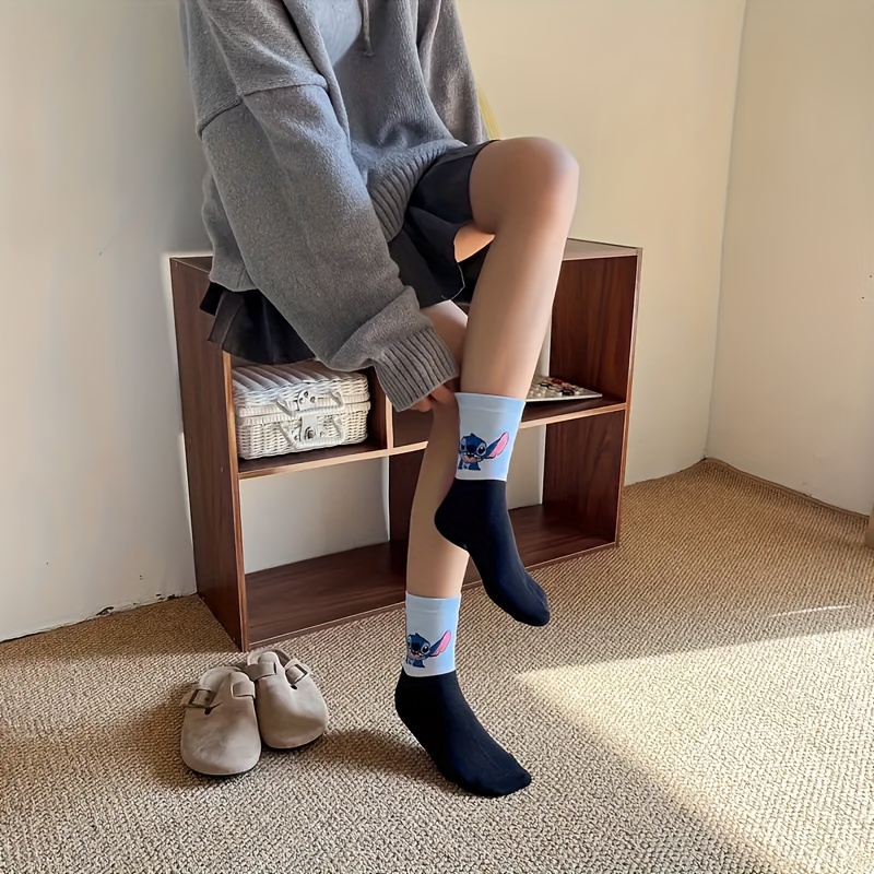 5 Pairs Random Unisex Cartoon Comfortable Breathable Cute Mid-Calf Socks