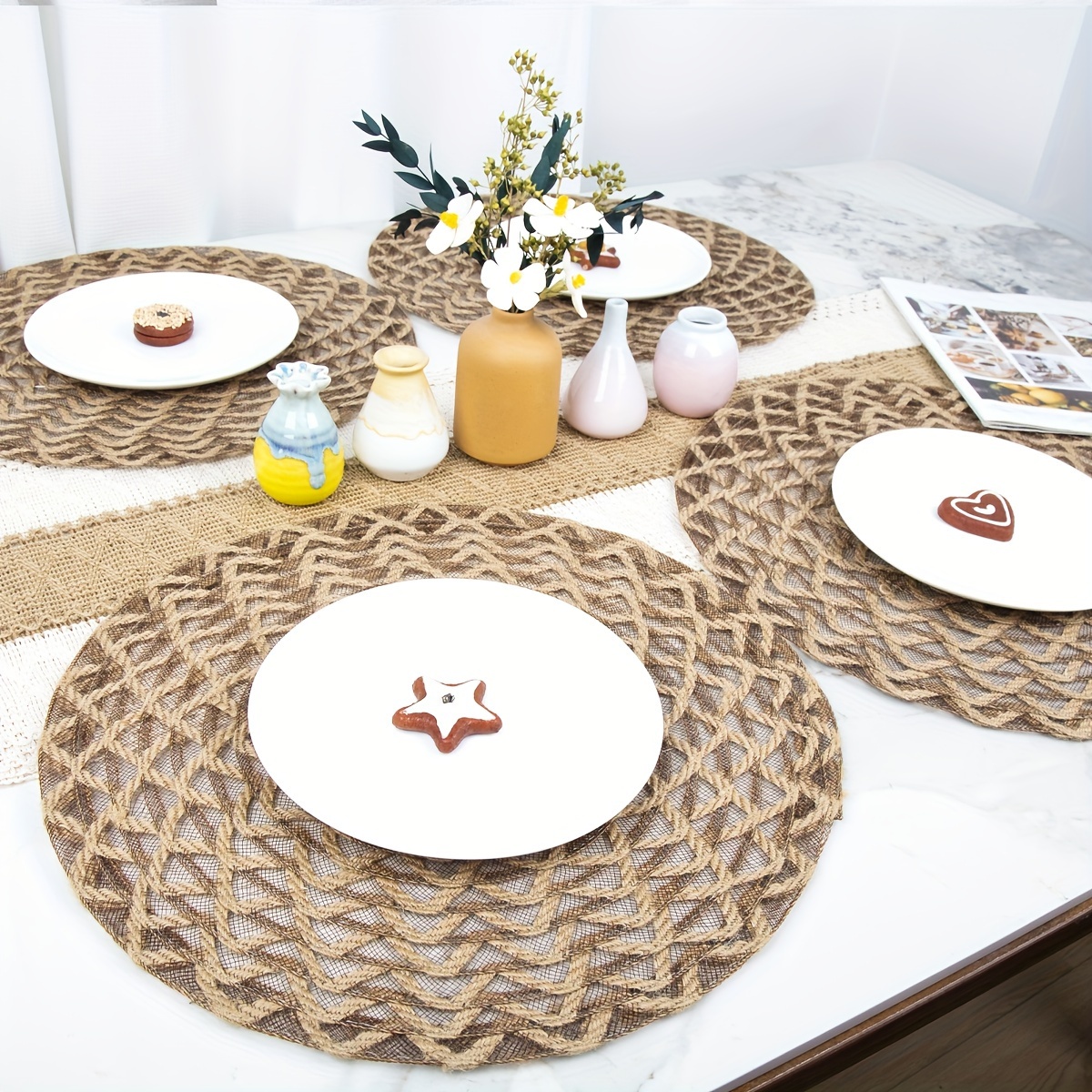 

4-piece Set Chestnut Brown Jute Woven Placemats - Round, Non-slip, Heat-resistant Table Mats For Dining & Kitchen Decor