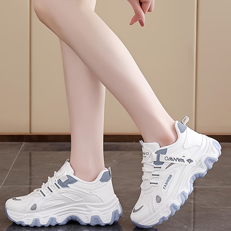 Tenis casuales para mujer 2025, zapatos versátiles para el día a día con diseño alargador de piernas, tenis transpirables con suela gruesa, calzado ligero y acolchado para estilo campus americano, suela suave como una nube, moda casual, minimalismo retro, ideales para uso en casa y al aire libre en todas las estaciones