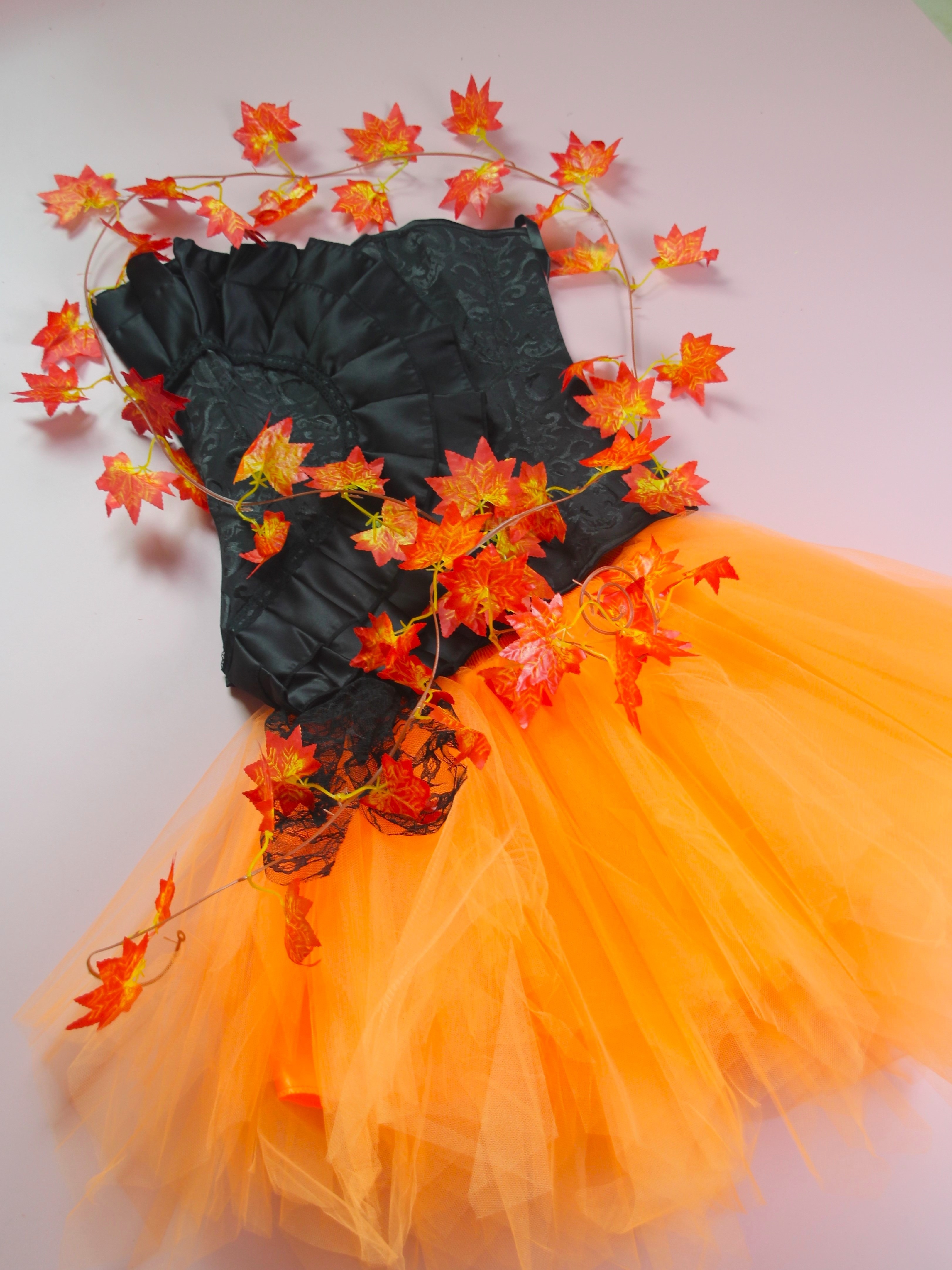 Black Jacquard Body Shaping Bodysuit And TUTU Tulle Skirt, Halloween  Maple Leaf Fairy Costume Set
