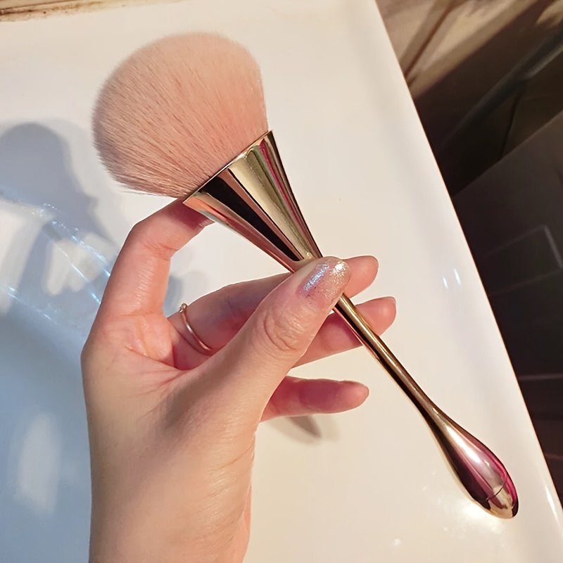 

Large Mineral Powder Brush Bling Dazzling Luxurious Crystal Rhinestone Synthetic Makeup Brush For Foundation, Blush, Buffing Or Bronzer For Daily Makeup