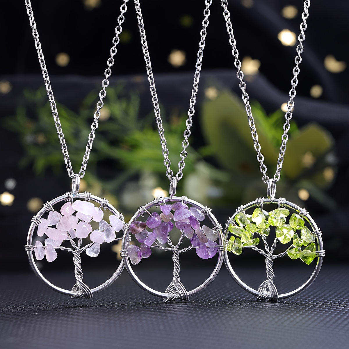 

5/10pcs Random Natural Crushed Stone Hand- Of Life Crystal Pendant Necklace For Men And Women Couple Accessories Holiday Gift For Women