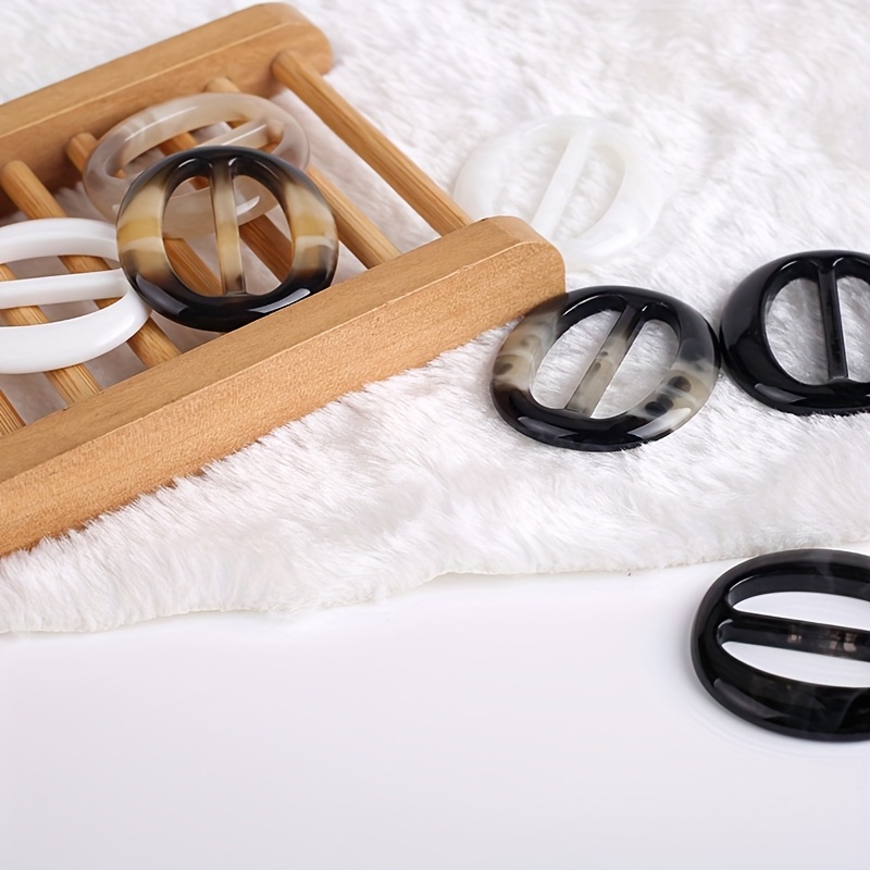 Image of 6pcs Plastic Oval Smooth Fashion Scarf Clip Ring Scarf Holder Sliding Clothing Ring Wrap For Women Scarf Apparel T-shirt, Random Color