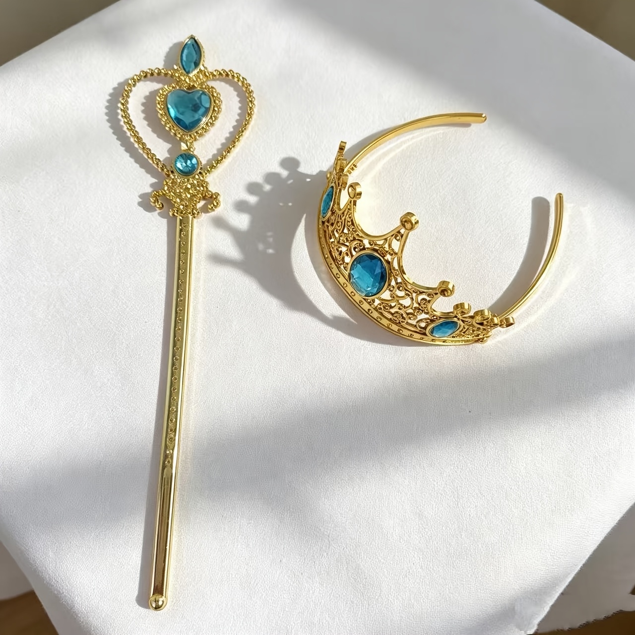 4pcs Golden Gemstone Crown Headband and Heart Magic Wand Set