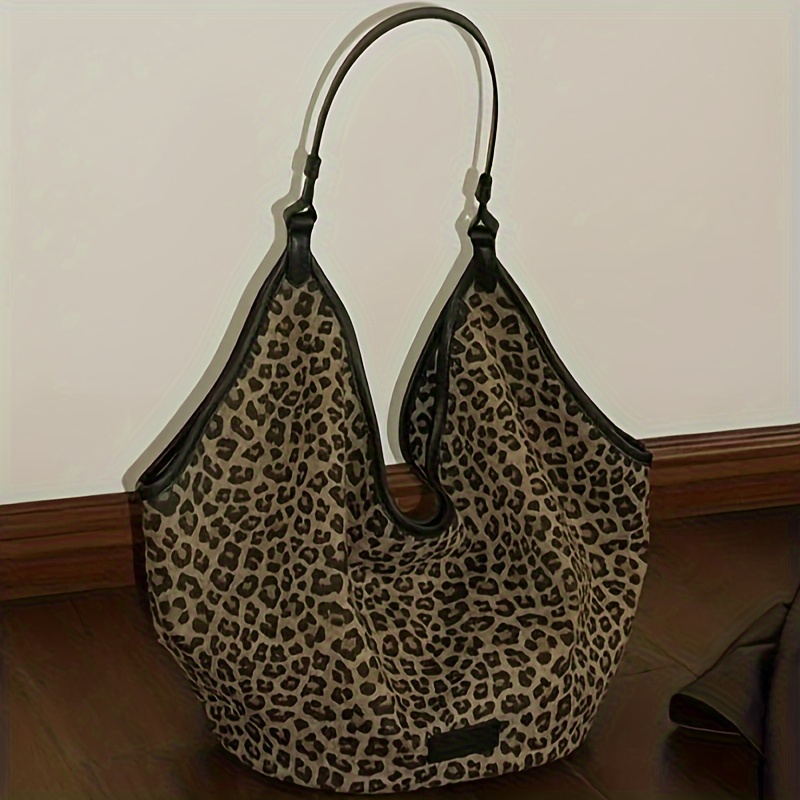 

Chic Leopard Print Canvas Tote Bag For Women - Vintage-inspired, Spacious Shoulder & Crossbody Handbag With Clasp Closure