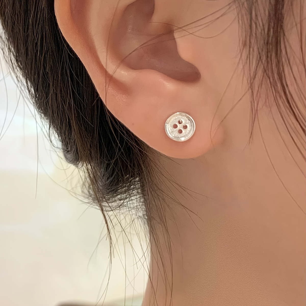 

Chic Mini Button Stud Earrings For Women - Versatile & Stylish, Zinc Alloy, Casual Attire