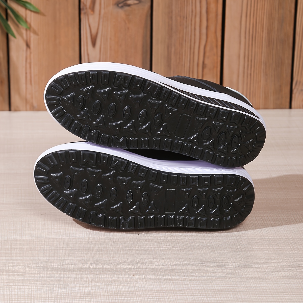 Women's platform sneakers sold by 100 Spartans