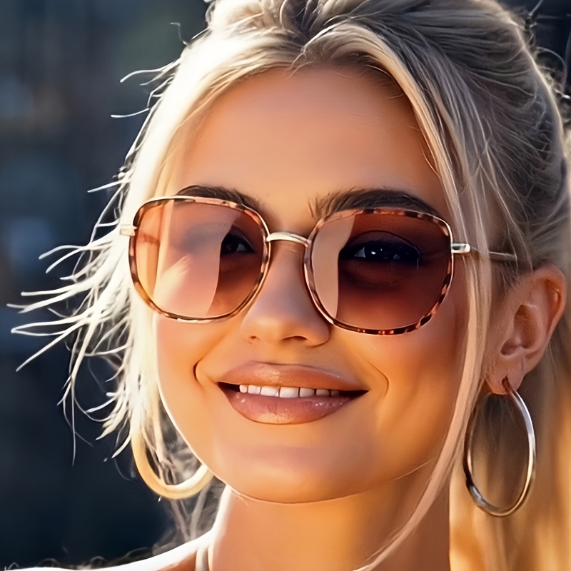 1 Pair of Women's Classic Square Frame Leopard Print Black Fashion Glasses, Bohemian Style, Trendy Retro Design for Daily Wear and Outfit Matching