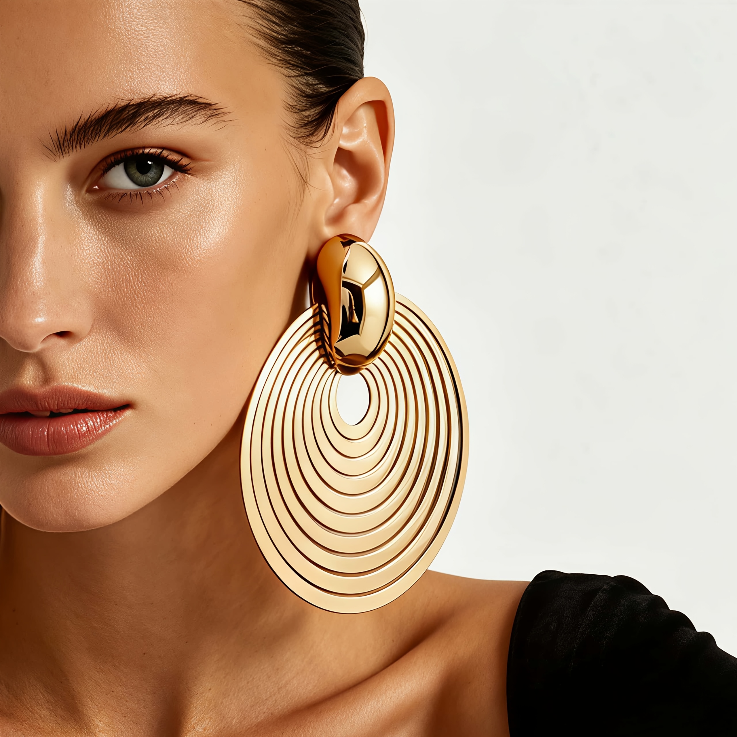 Women's Oversized Circular Multi-Layer Concentric Circle Design Earrings