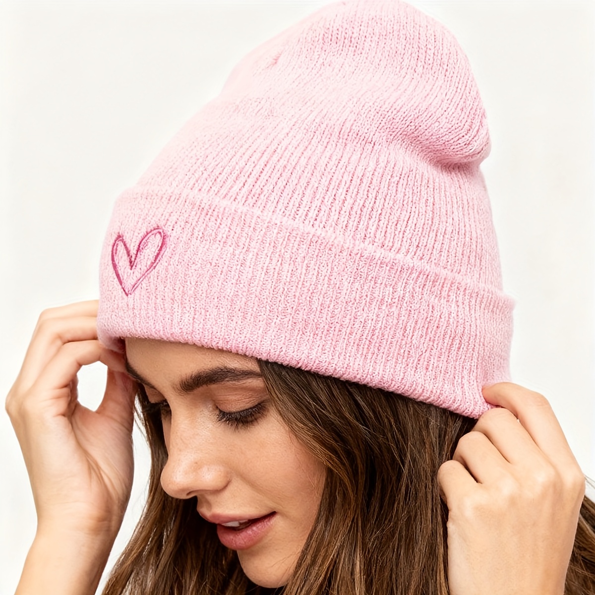 TEMU 1pc Pack Bonnet Beanie Bordure Broderie, Chapeau Froid Tendance Polyvalent Automne Hiver Peint Main, de Cœur, 100% Acrylique, Lavable à , Coupe