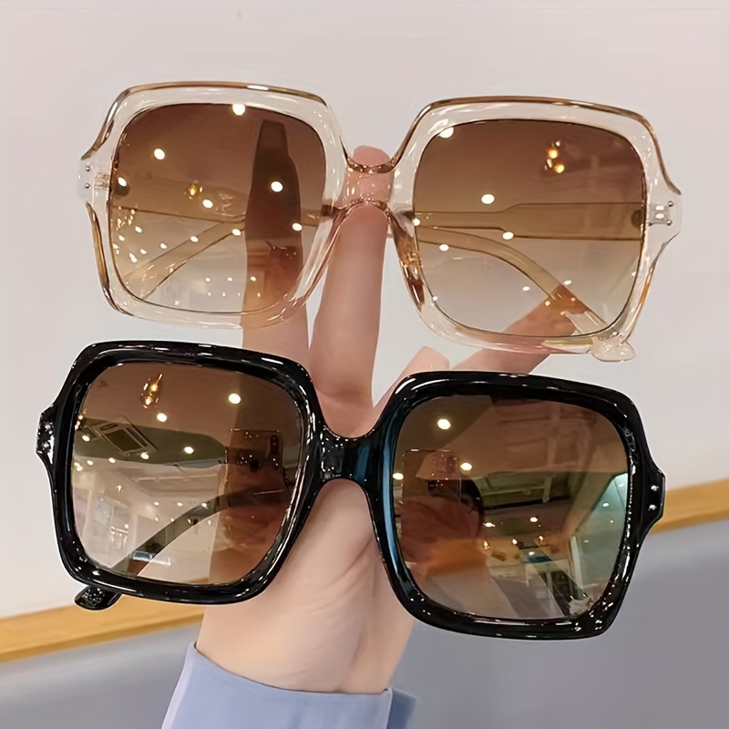 

Oversized Frame Square Rice Nail For Women With Gradient Mirror Glasses Fashionable And Travel Sun Protection