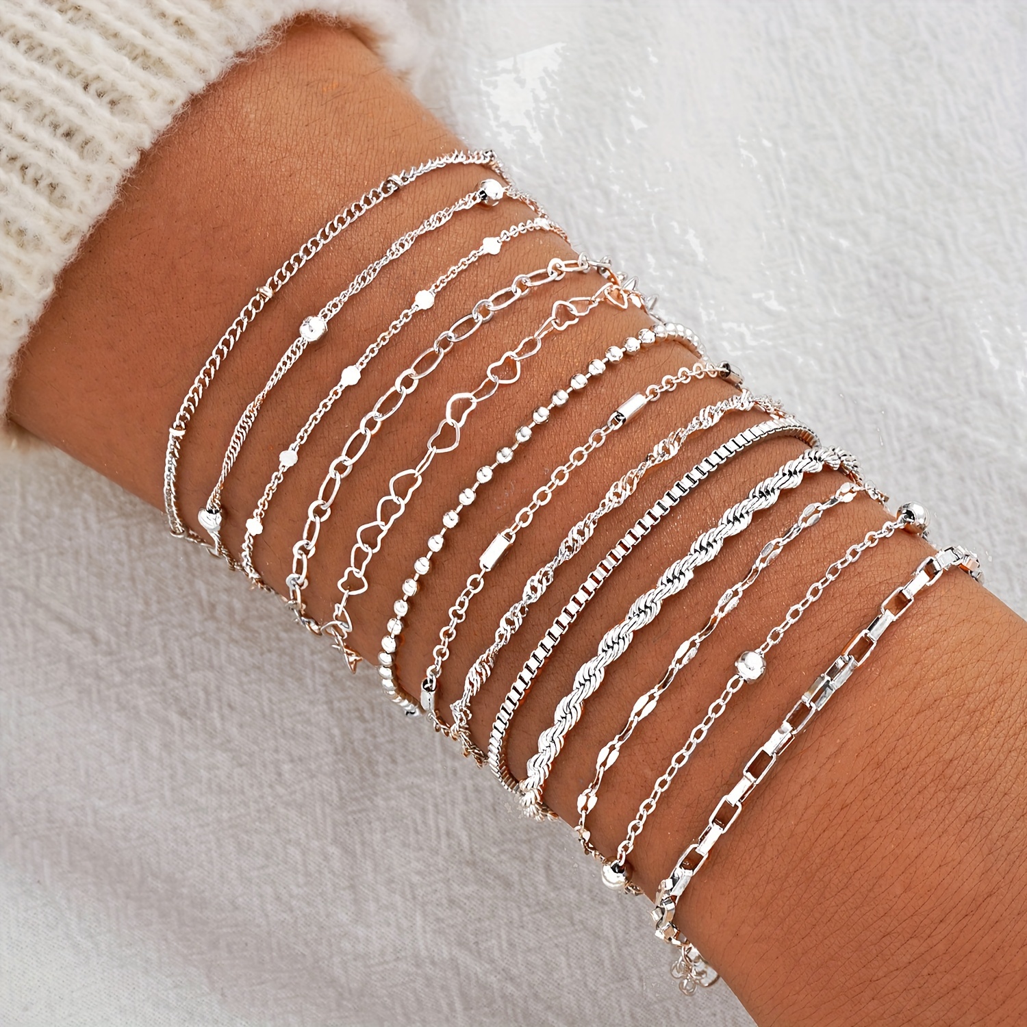 E-shop 13-teiliges Set Mode Trend Herzförmige Runde Perlen Damen Stacked Armband Damen Party Urlaubsgeschenk Mode Schmuck Herbst und Winter All-Match
