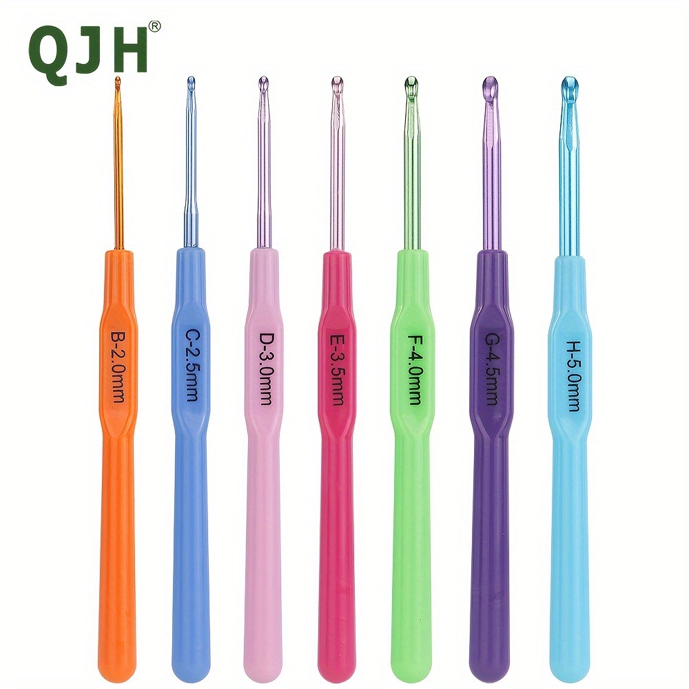 

7-piece Aluminum Crochet Hook Set, Plastic Handle Knitting Needles, 2.0mm-5.0mm Sizes For Diy Crafts And Weaving