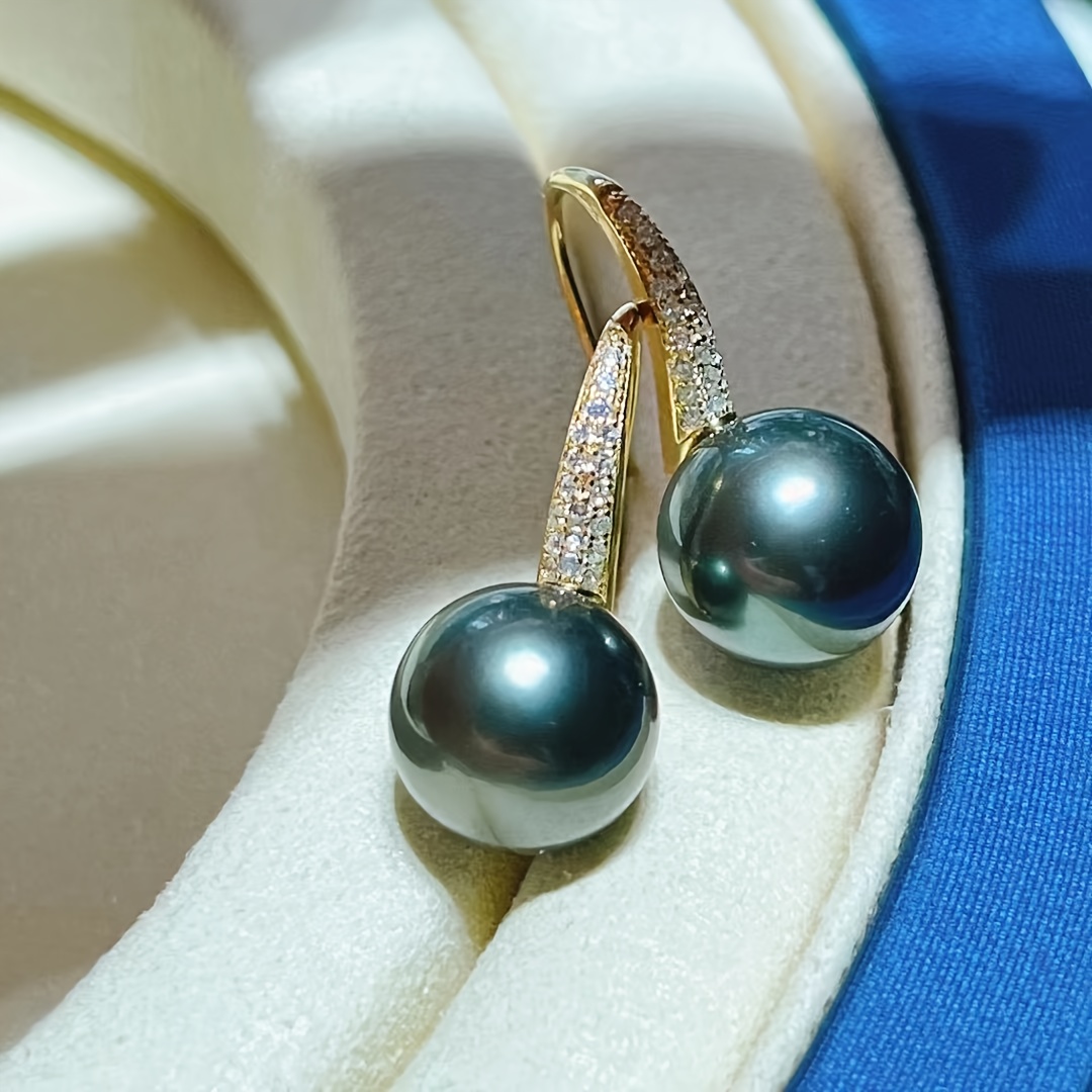 Image of New Women's Fashion Stud Earrings 18k Golden Plated High Heel Easy Temperament Earrings 10mm Perfect Round Round Shell Pearl Earrings