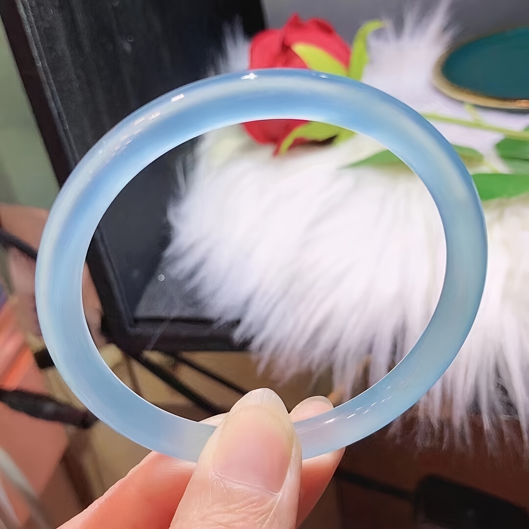 Chic Blue Chalcedony Agate Bracelet, Icy Lake Design