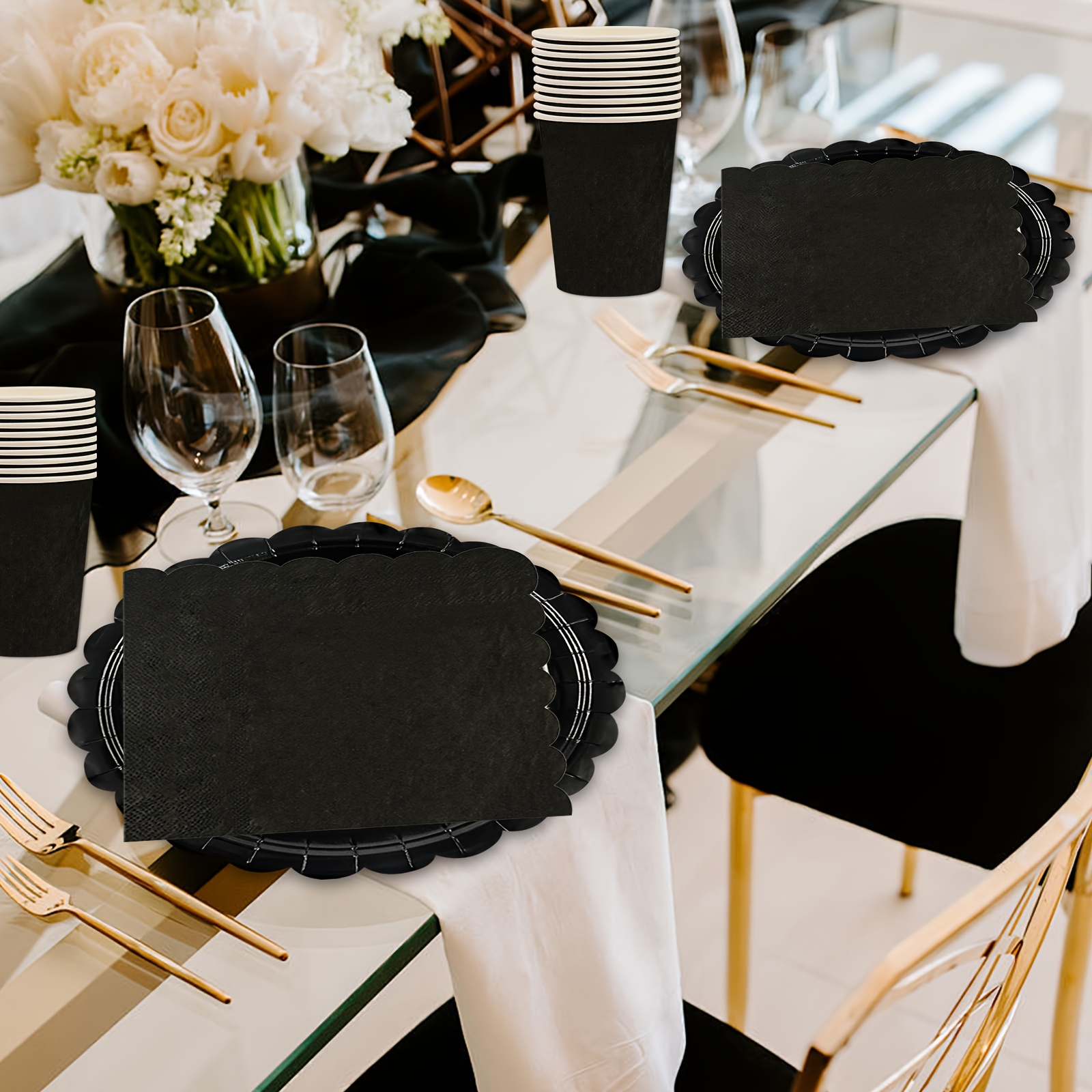 A Collection Of 80 Black Tableware Items For Celebrations Such As Birthdays And Weddings, Featuring Paper Plates, Cups, And Napkins, Ideal For Gatherings Of Up To 20 Attendees
