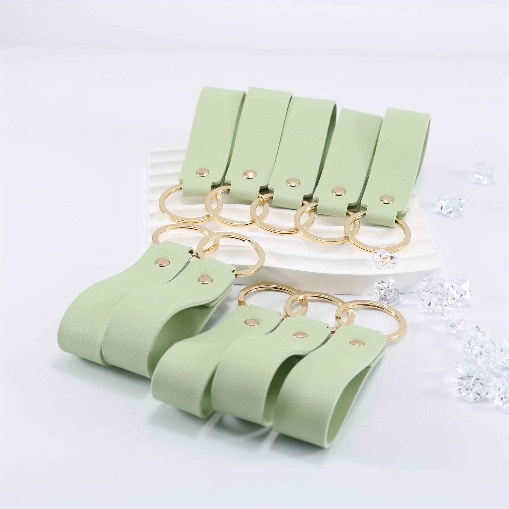 E-shop 10 Stück Minimalistische PU-Leder Schlüsselanhänger – Große Größe, zum Teilen mit Freunden oder als Geschenk, Einfarbiges