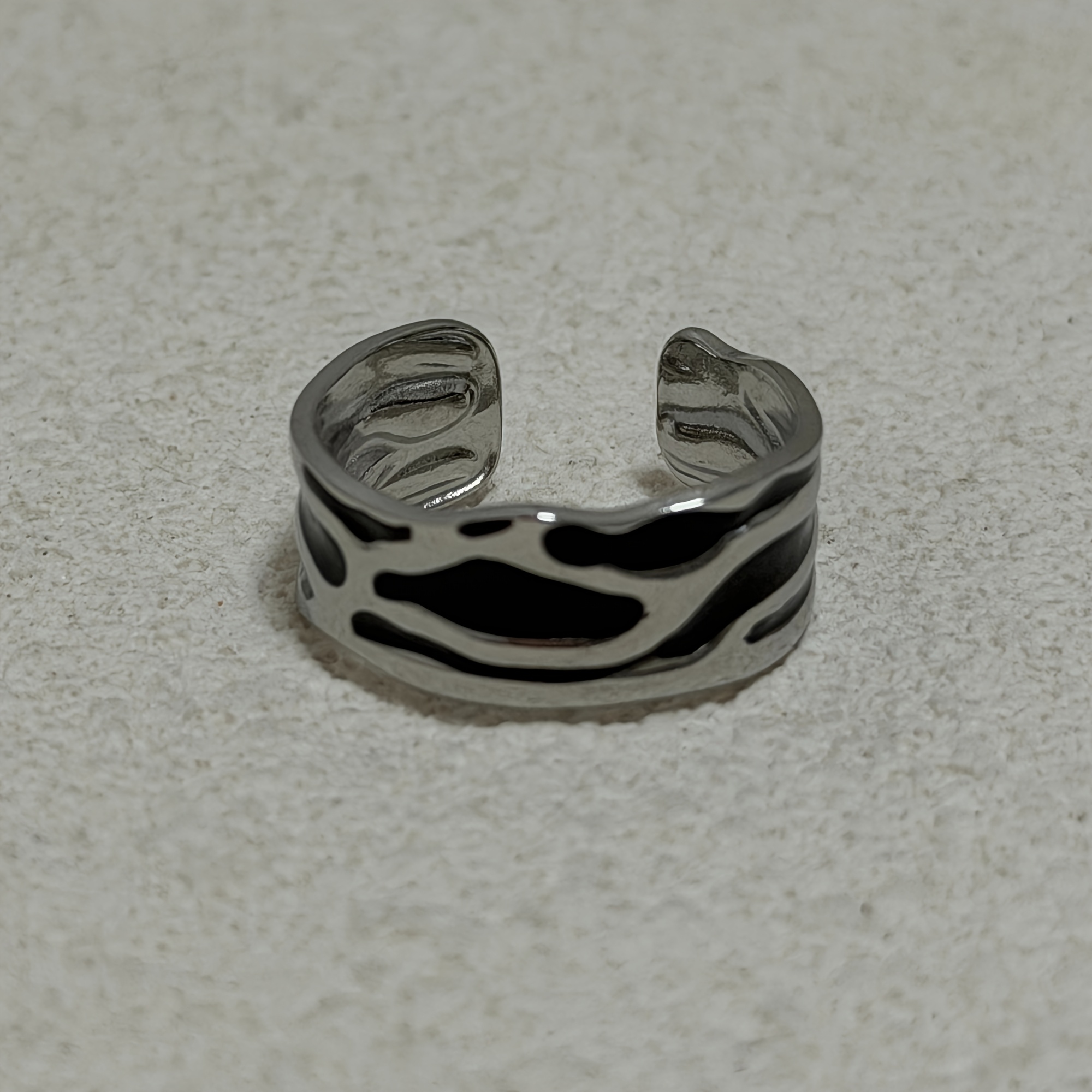 Image of Fashionable And Unique -inspired Black Enamel 304 Stainless Steel . The Ring Features A Hand-drip Enamel , Which May Result In Such As Uneven Enamel Application, But This Does Not