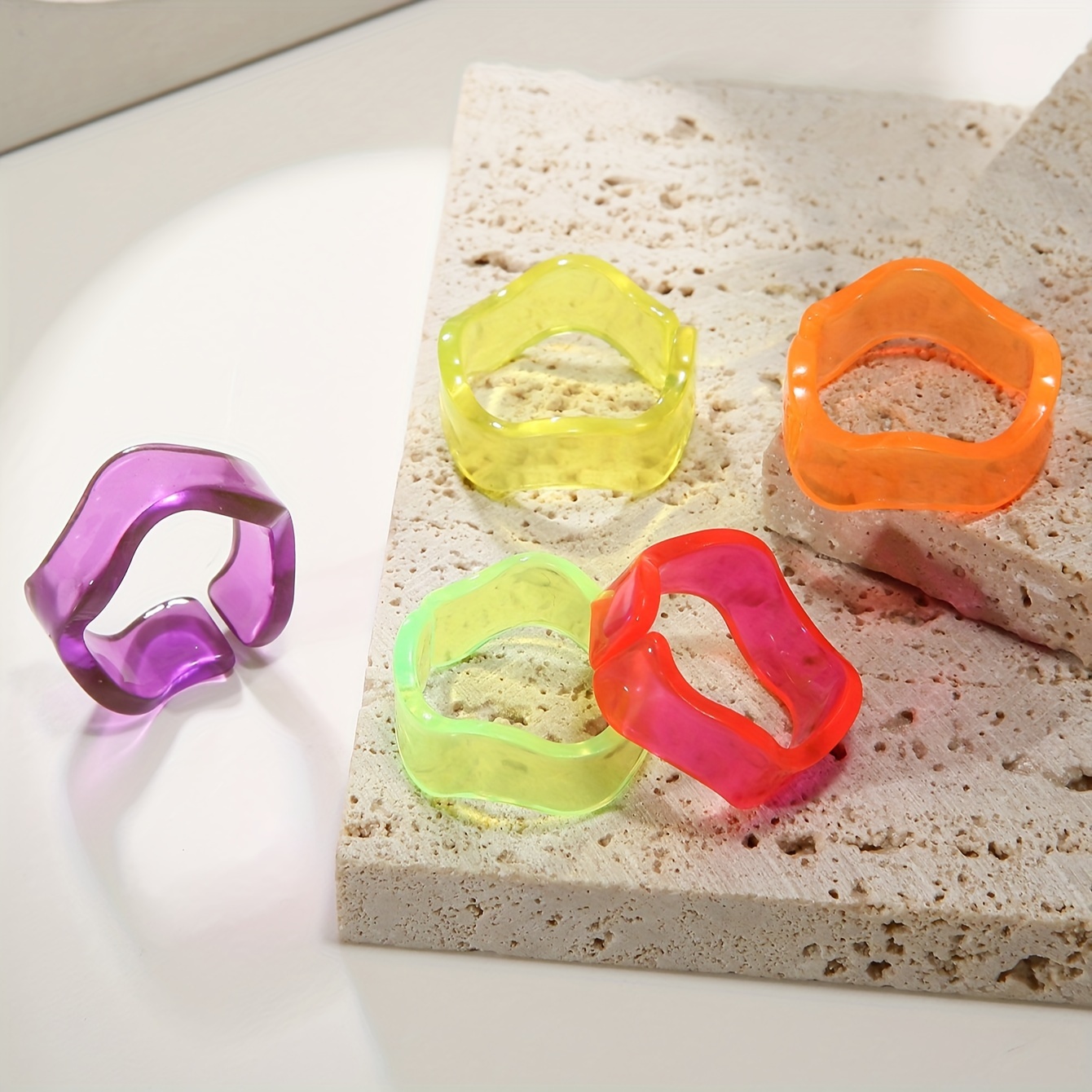 Hip Hop Acrylic Open Ring Set For Women – 5 Piece Fluorescent Transparent Statement Rings, No Plating, Perfect For Parties And Banquets – Versatile Fashion Accessories For All Seasons