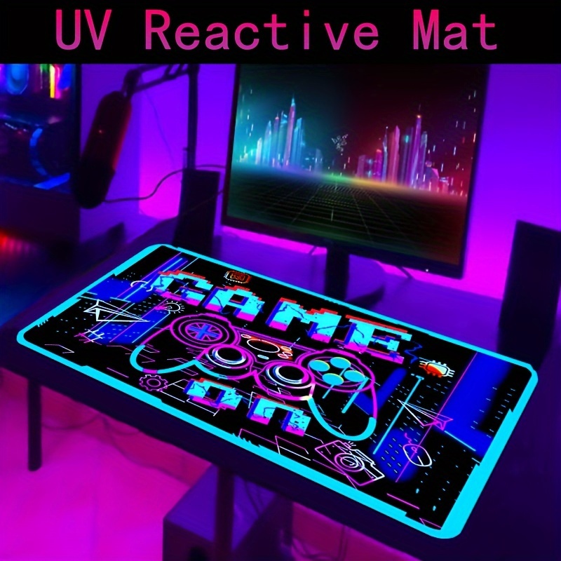 

1pc Grand Tapis de Souris de Jeu avec Graphismes de Jeu Néon - Épais, Fluorescent, Réactif à Noire UV, Antidérapant, Mat de Bureau Lavable en Caoutchouc, Idéal pour les & les Passionnés d'Informatique