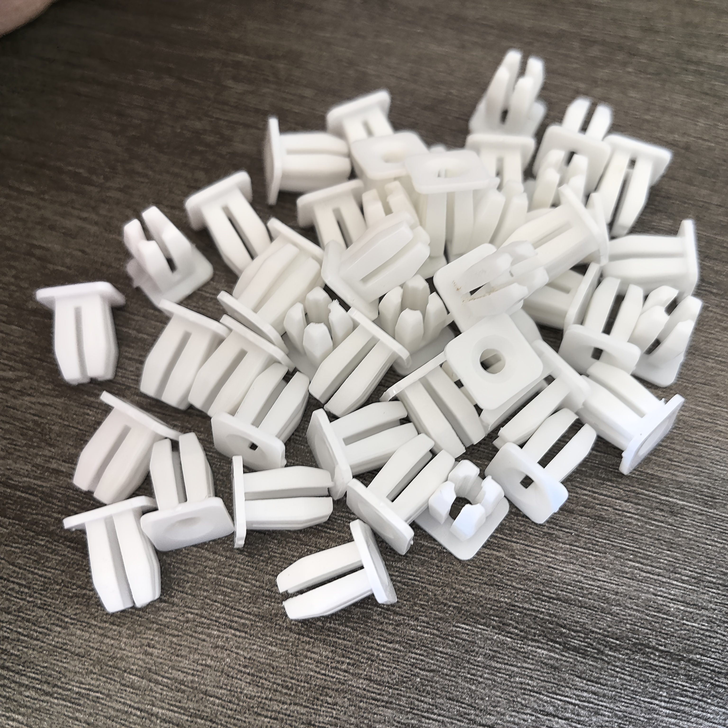 50pcs Self-tapping Screw Base Fixing Clips