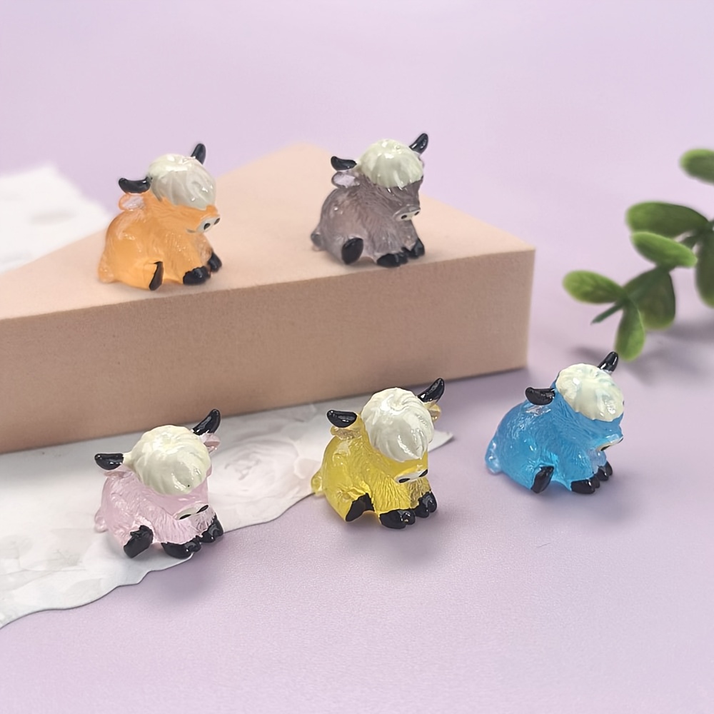 

5pcs Highland Cow Figurines - Resin Miniature Cows, -the-dark Decorative Ornaments For Micro Landscape, Car, Bedroom, Wedding, Christmas, Valentine's Day Gifts